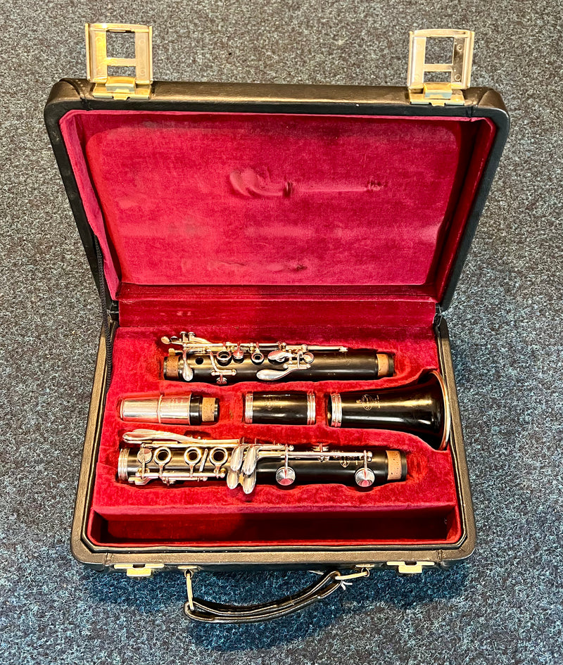 Buffet E13 Bb Clarinet - pre-owned